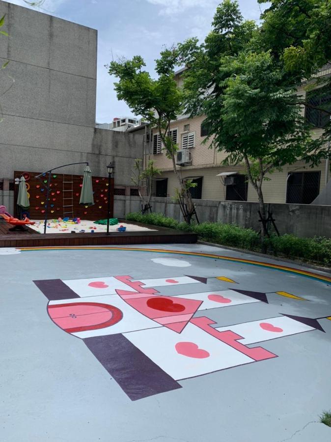 Dream Out Of Eggs And Children Apartment Hualien City Exterior photo